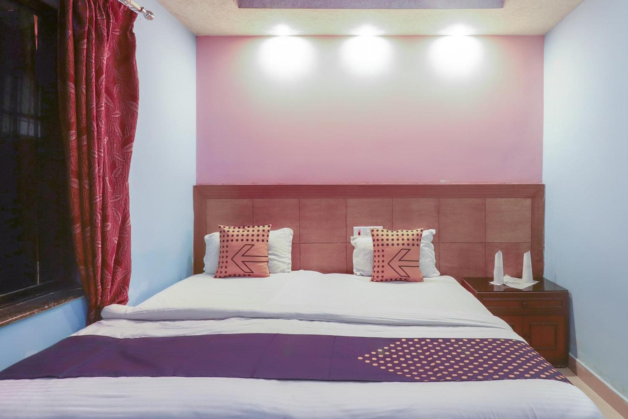 Spot On 75963 Hotel Prince Bodh Gaya Dış mekan fotoğraf