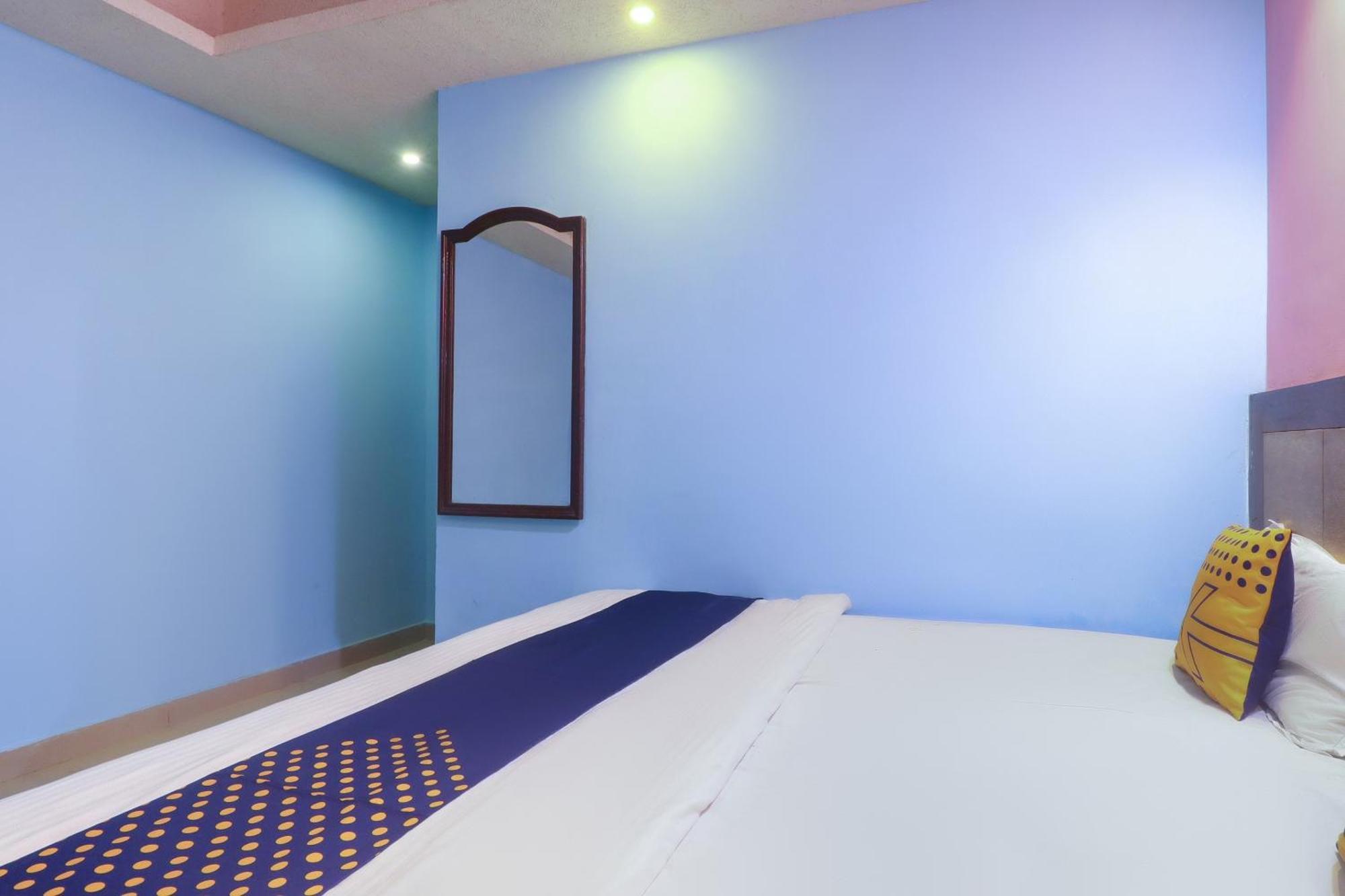 Spot On 75963 Hotel Prince Bodh Gaya Dış mekan fotoğraf